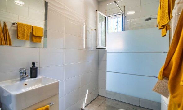 Resale - Villa -
Alfaz del Pi - Colonia Escandinavia