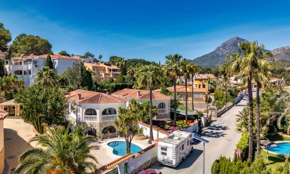 Resale - Villa -
Alfaz del Pi - Colonia Escandinavia