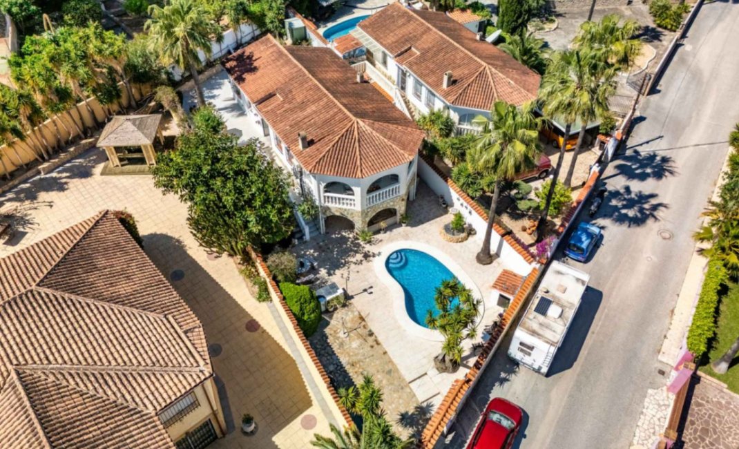 Resale - Villa -
Alfaz del Pi - Colonia Escandinavia