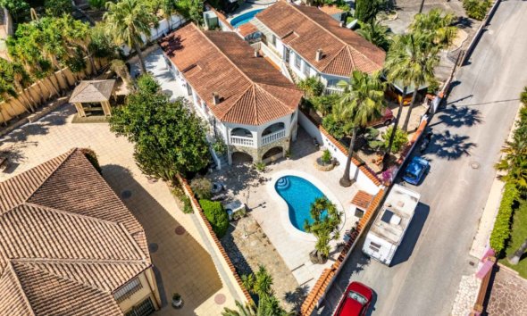 Resale - Villa -
Alfaz del Pi - Colonia Escandinavia