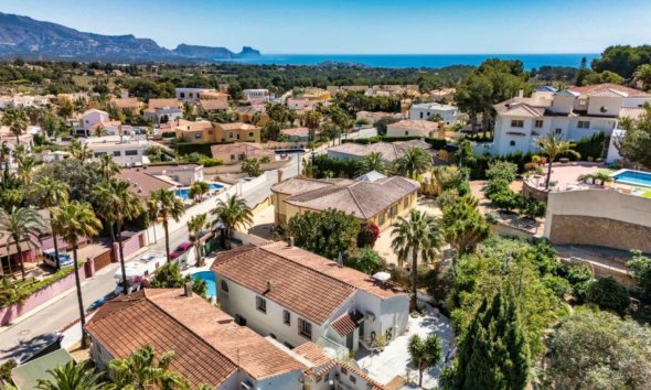 Resale - Villa -
Alfaz del Pi - Colonia Escandinavia