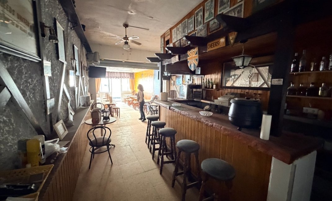 Resale - Commercial -
Benidorm - Levante