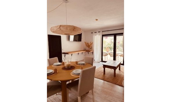 Short Term Rental -  Chalet / Villa -
Formentera del Segura