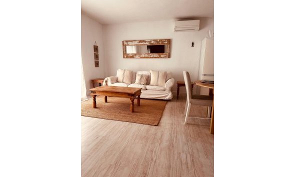 Short Term Rental -  Chalet / Villa -
Formentera del Segura