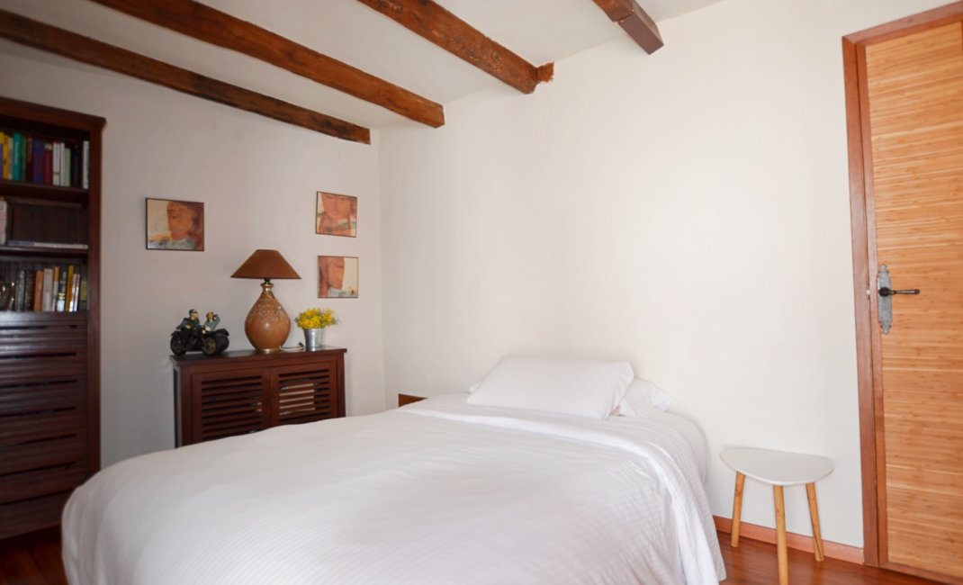 Resale - Village house -
Altea