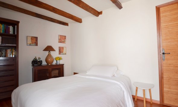 Resale - Village house -
Altea