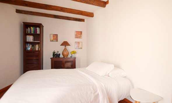 Resale - Village house -
Altea