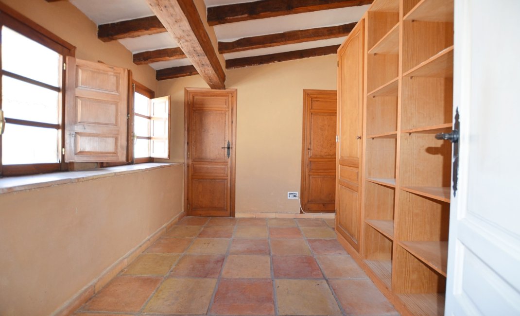 Resale - Village house -
Altea