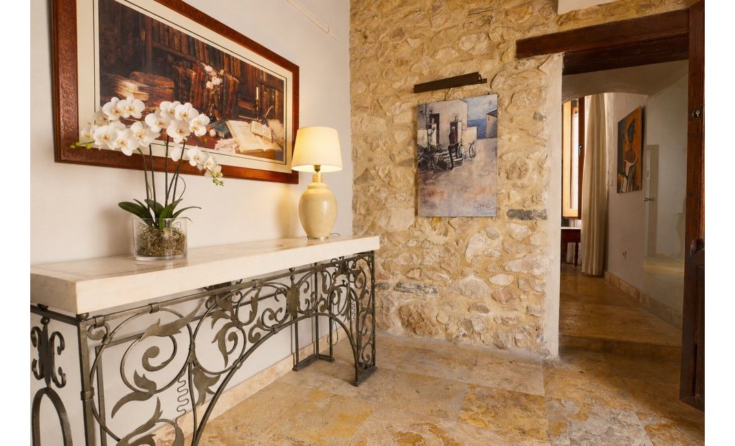 Resale - Village house -
Altea