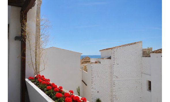 Resale - Village house -
Altea