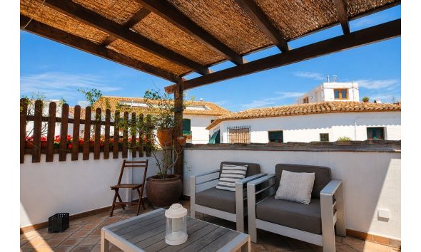 Resale - Village house -
Altea