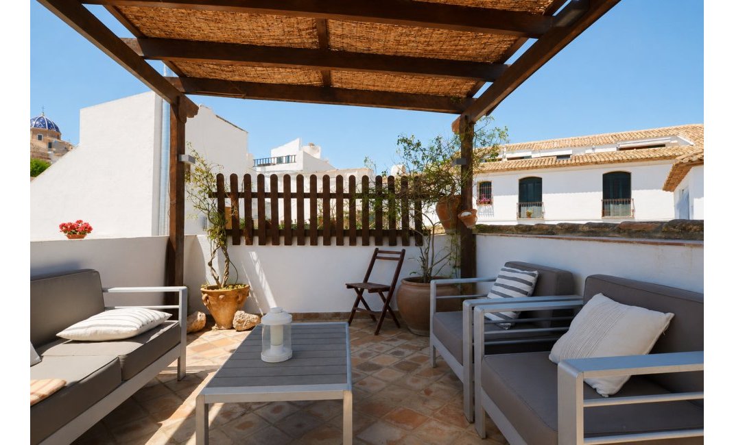 Resale - Village house -
Altea