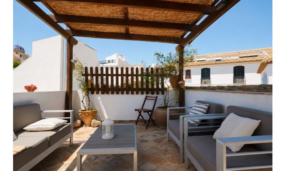 Resale - Village house -
Altea