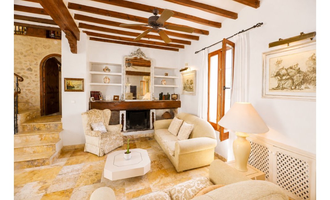 Resale - Village house -
Altea
