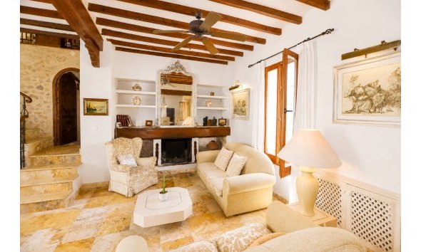 Resale - Village house -
Altea
