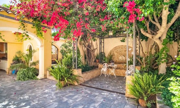 Resale - Villa -
La Nucía - San Rafael
