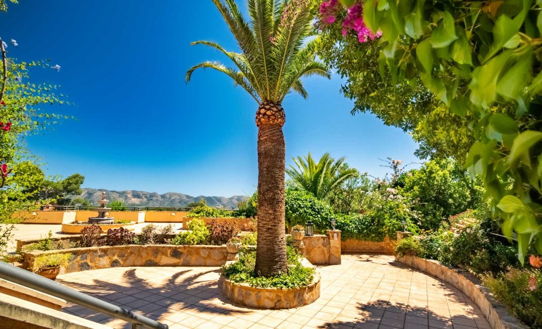 Resale - Villa -
La Nucía - San Rafael