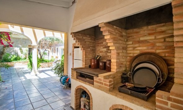 Resale - Villa -
La Nucía - San Rafael