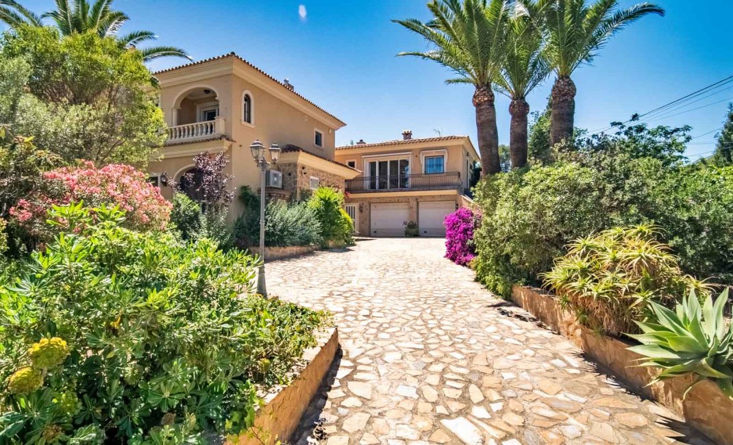Resale - Villa -
La Nucía - San Rafael