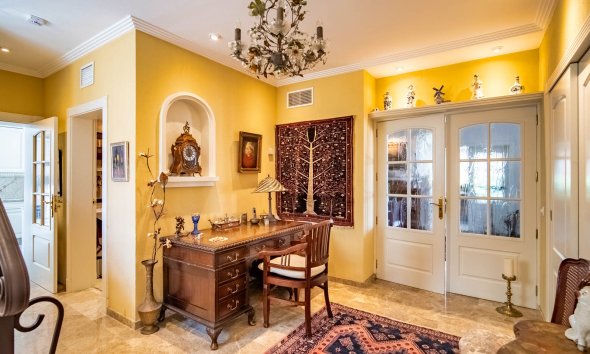 Resale - Villa -
La Nucía - San Rafael