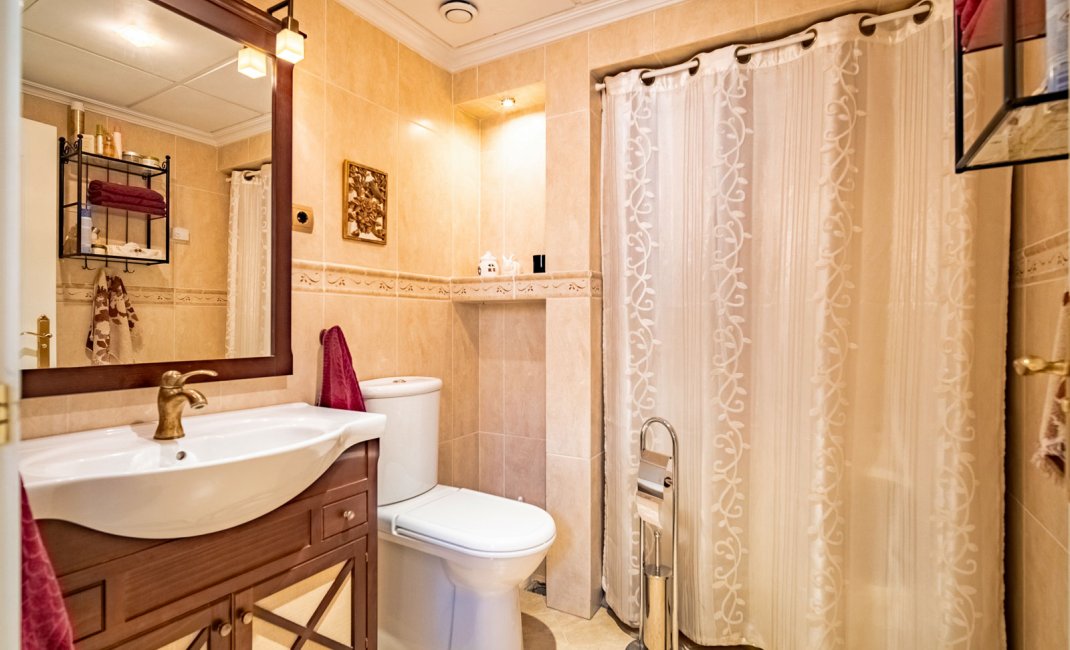 Resale - Villa -
La Nucía - San Rafael