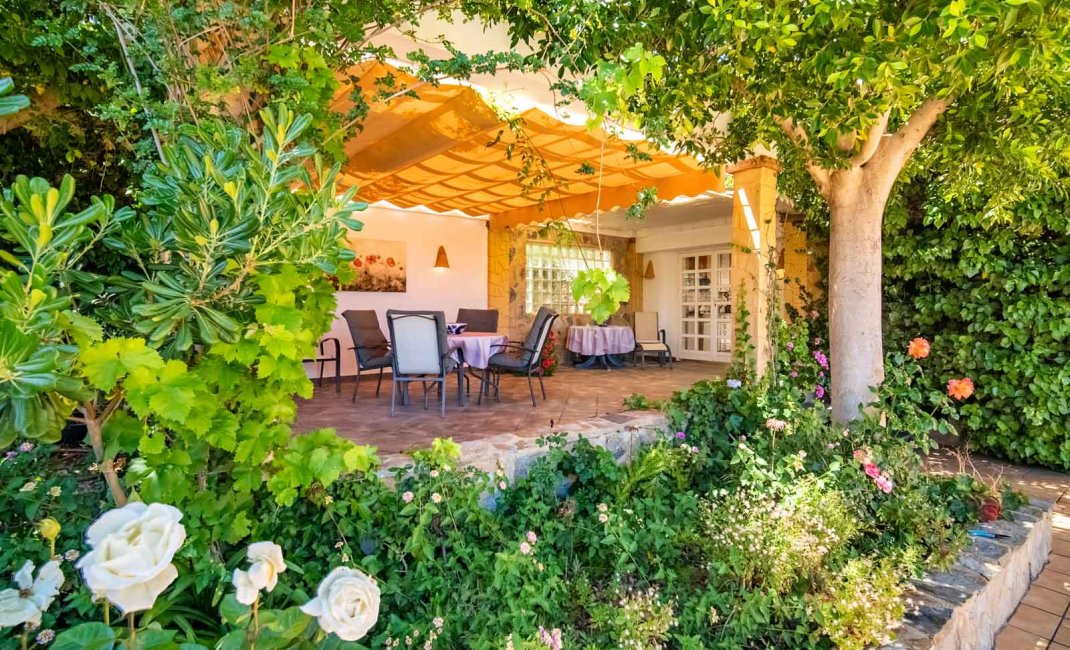 Resale - Villa -
La Nucía - San Rafael