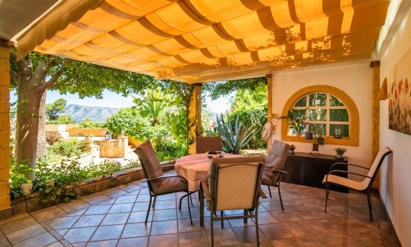 Resale - Villa -
La Nucía - San Rafael