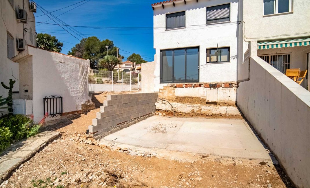 Resale - Bungalow -
La Nucía - Varadero