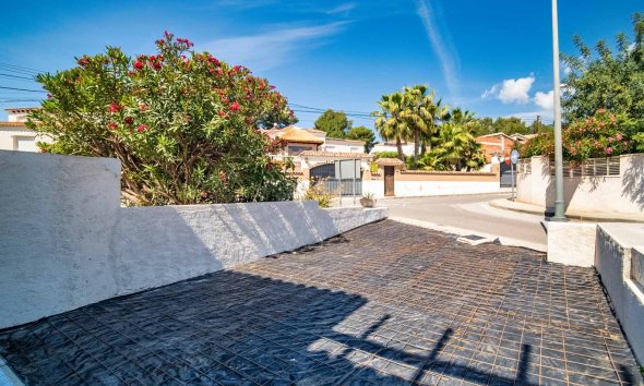 Resale - Bungalow -
La Nucía - Varadero