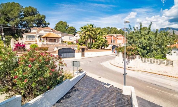 Resale - Bungalow -
La Nucía - Varadero