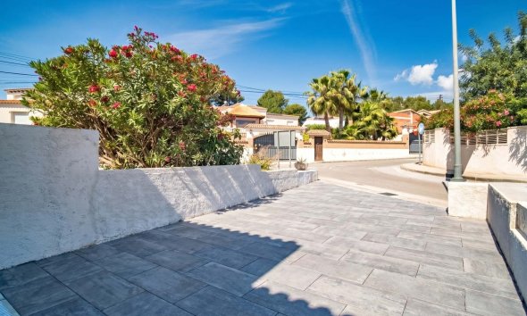 Resale - Bungalow -
La Nucía - Varadero