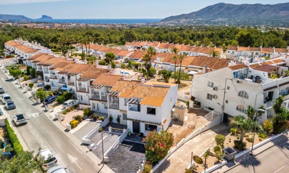 Resale - Bungalow -
La Nucía - Varadero