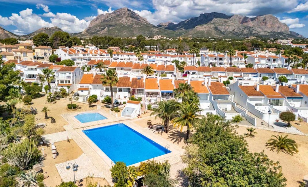 Resale - Bungalow -
La Nucía - Varadero