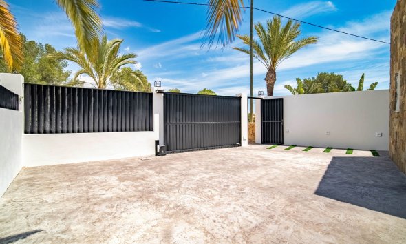 Resale - Villa -
Alfaz del Pi - Colonia Escandinavia