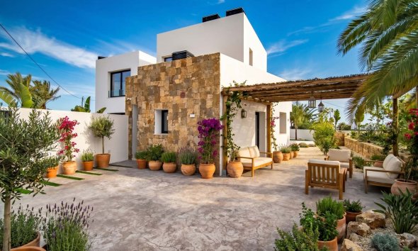 Resale - Villa -
Alfaz del Pi - Colonia Escandinavia