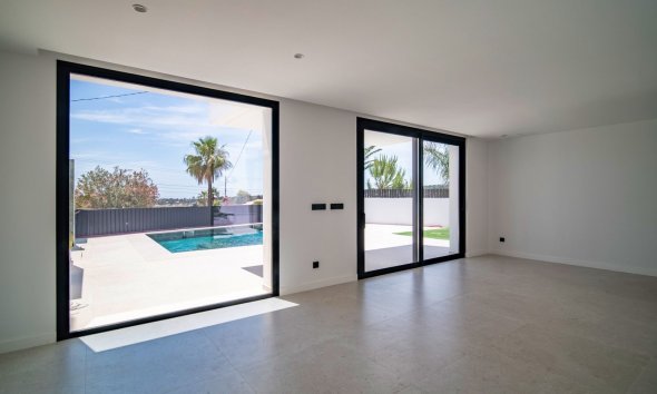 Resale - Villa -
Alfaz del Pi - Colonia Escandinavia