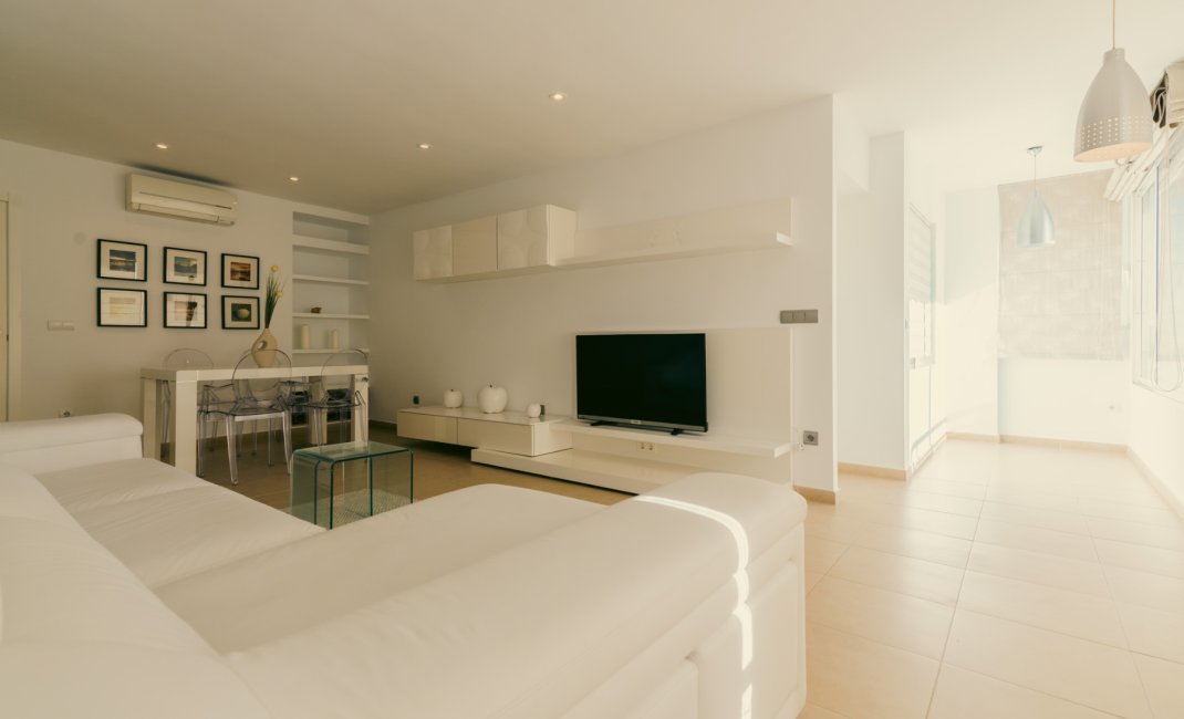  Alquiler larga estancia - Apartamento / piso -
Altea