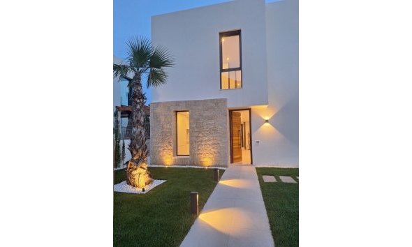 Resale -  Chalet / Villa -
Finestrat - Sierra cortina