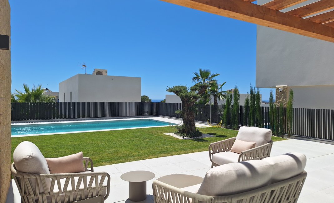 Resale -  Chalet / Villa -
Finestrat - Sierra cortina