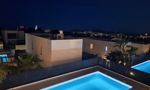 Resale -  Chalet / Villa -
Finestrat - Sierra cortina