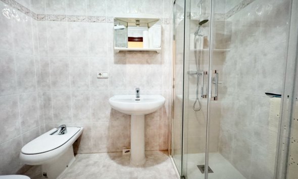 Reventa - Adosado -
Albir