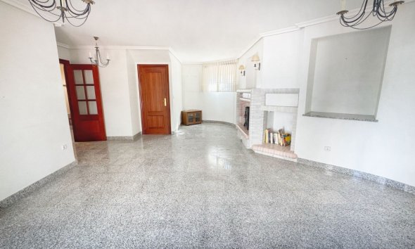 Reventa - Adosado -
Albir