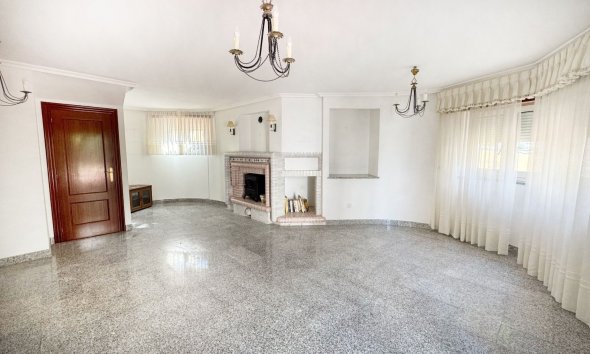 Reventa - Adosado -
Albir