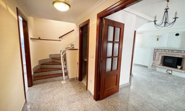 Reventa - Adosado -
Albir