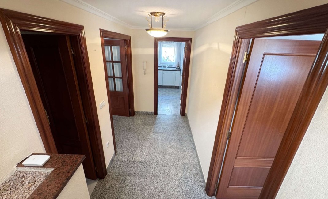 Reventa - Adosado -
Albir