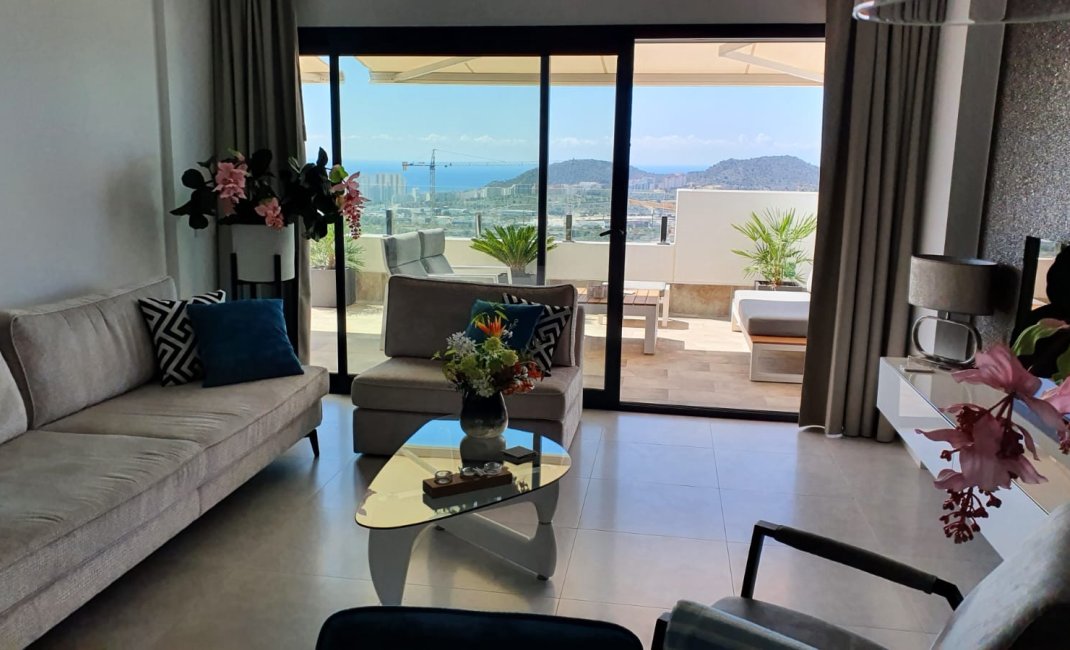 Revente - Appartement -
Finestrat