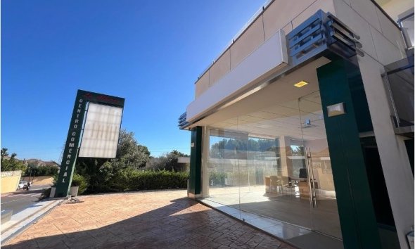 Resale - Commercial -
La Nucía - La Alberca