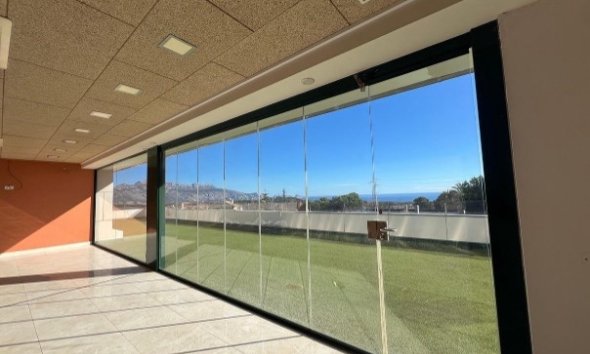 Resale - Commercial -
La Nucía - La Alberca