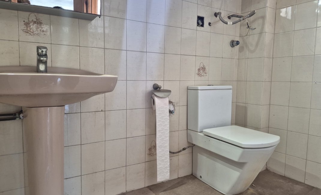 Reventa - Comercial -
Altea