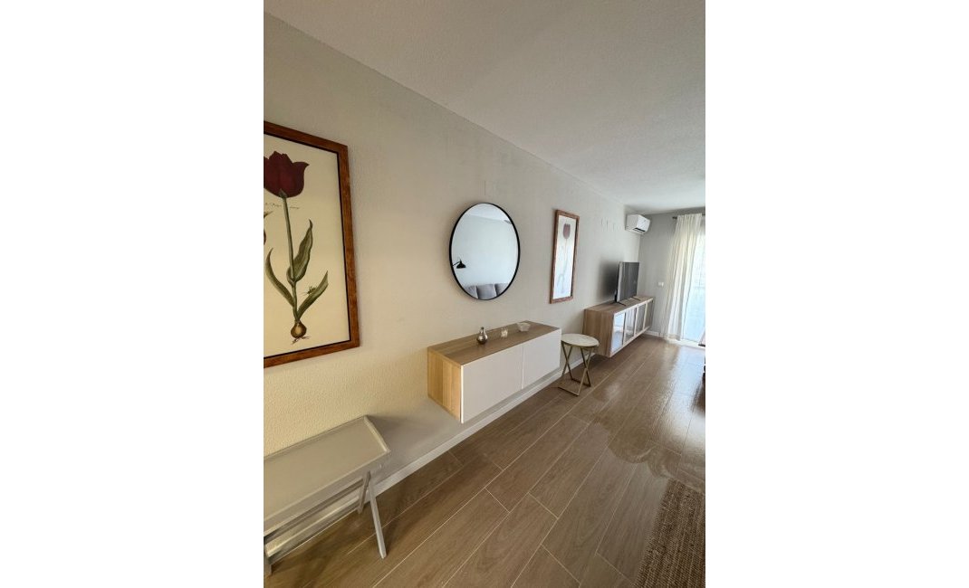 Long Term Rental - Apartment / Flat -
Albir